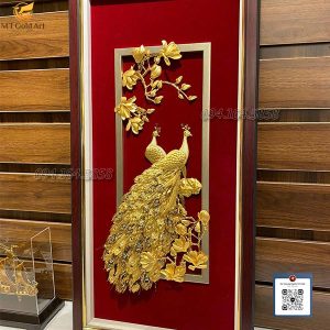quà cưới cao cấp, ý nghĩa- tranh đôi chim công dát vàng