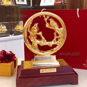 quà cưới ý nghĩa- tượng đôi uyên ương dát vàng