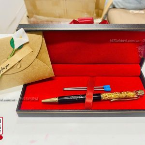 qua tang khach hang vip but ky dat vang