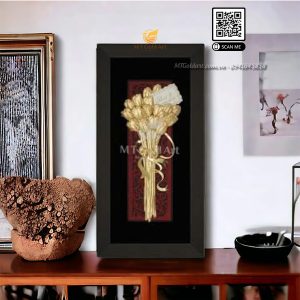quà tặng mẹ ý nghĩa- tranh hoa tulip dát vàng