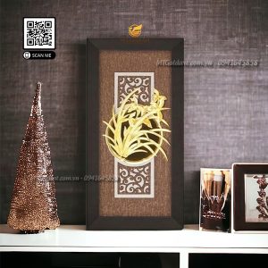 quà tặng sếp nữ ý nghĩa- tranh hoa lan dát vàng