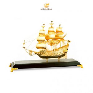 mô hình thuyền buồm phong thủy