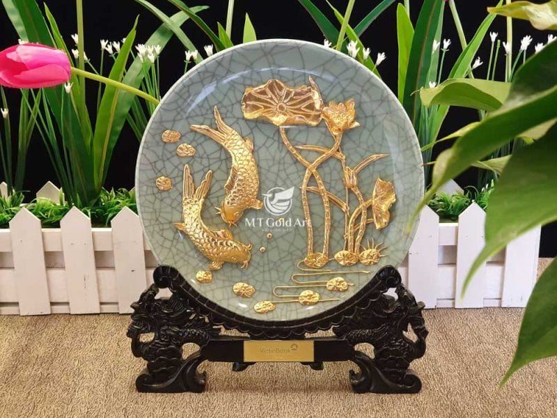 1001+quà tặng doanh nghiệp cao cấp của Vietinbank trên cả nước dia ca chep hoa sen dat vang 1