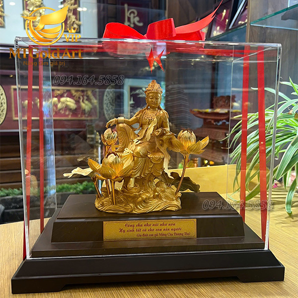 Quà mừng cha thượng thọ- tượng quan âm dát vàng Quà mừng cha thượng thọ- tượng quan âm dát vàng