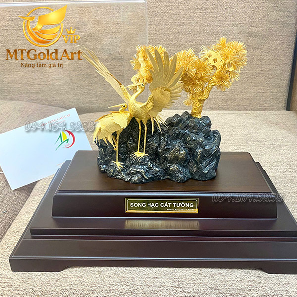 Quà mừng thọ ông bà ý nghĩa- tượng song hạc cát tường