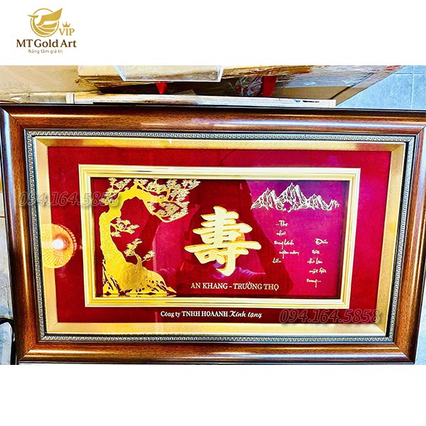 Quà mừng thọ ý nghĩa- tranh chữ thọ hán việt dát vàng