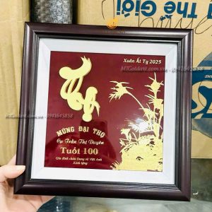 qua tang mung dai tho 100 tuoi tranh chu tho dat vang1