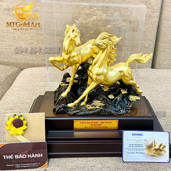 quà tặng sinh nhật tổng giám đốc - tượng song mã dát vàng