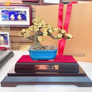 quà mừng thọ ông bà ý nghĩa- chậu hoa mai ngũ phúc dát vàng