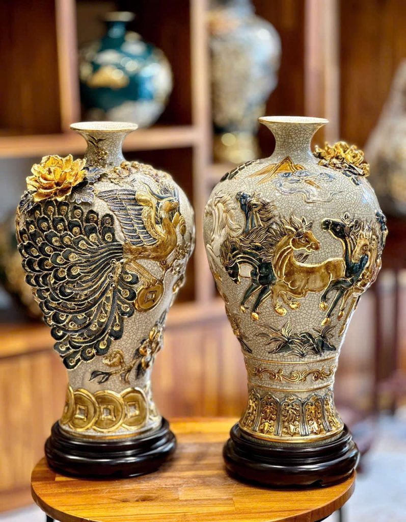 Gốm sứ mỹ thuật ( Nguồn: ảnh sưu tầm)