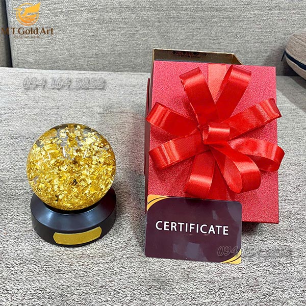 quà tặng cao cấp- quả cầu phong thủy dát vàng