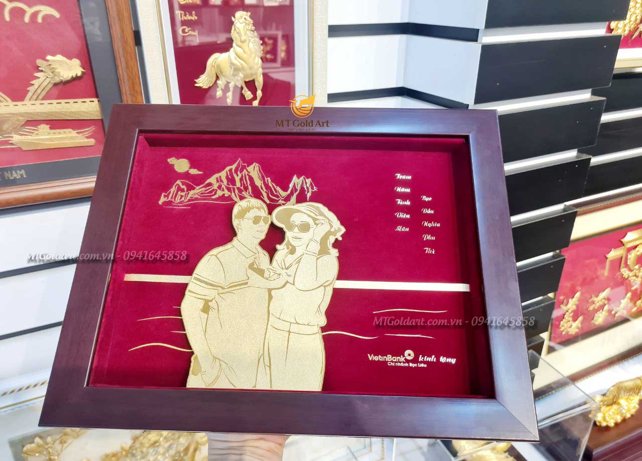 tranh chân dung cặp đôi- quà tặng kỷ niệm ngày cưới, quà tặng sinh nhật khách hàng Vietinbank