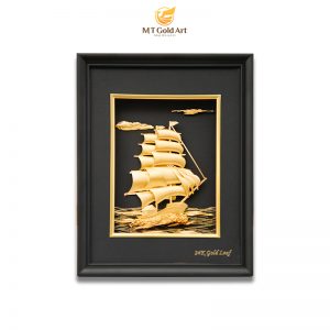 tranh thuyen ma vang nen den 25x32 33