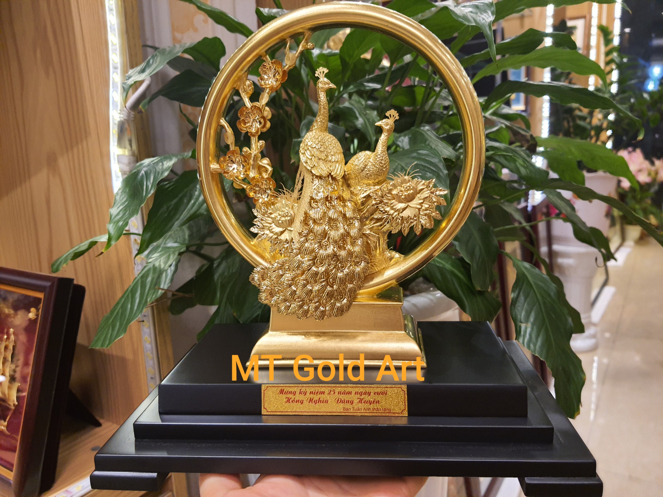 Quà Tặng Kỷ Niệm Ngày Cưới : 25+ Xu Hướng Quà tặng Cao Cấp, Ý Nghĩa tuong chim cong 1