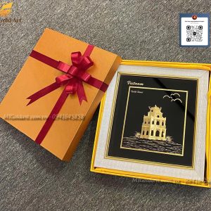 qua tang doi tac tranh thap rua ha noi dat vang