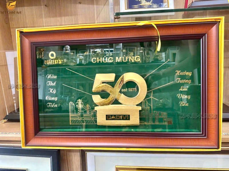 Quà 50 Năm Thành Lập Doanh Nghiệp | Minh Chứng Uy Tín Từ QUATEST3 qua 50 năm thành lập- trung tâm kiểm định QUATEST3- tranh dát vàng thiết kế theo yêu cầu