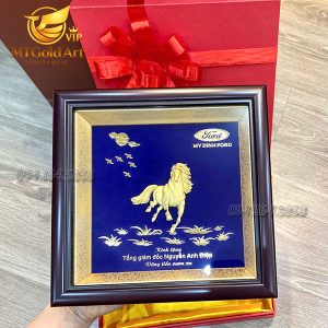 qua tang giam doc Nguyen Anh Diep tranh ngua ma dao thanh cong