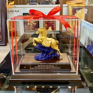 qua tang ky niem 20 nam thanh lap cty TNHH DV Va TM Viet Hai tuong ma dao thanh cong 2