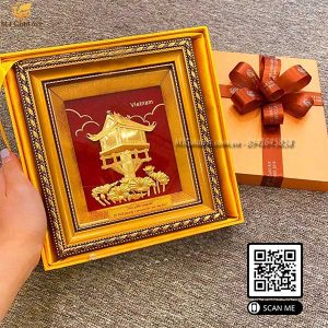 qua tang doi tac nuoc ngoai tranh chua mot cot2