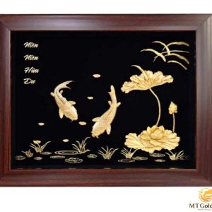 Tranh Cá Chép Hoa Sen dát Vàng(27×34cm) tranh ca chep hoa sen 2734 nen den qua tang cao cap2