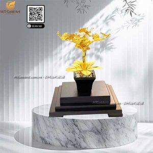 quà tặng doan nghiệp cao cấp- chậu hoa lan dát vàng