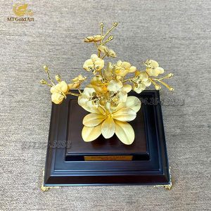 qua tang doi tac PV GAS chau hoa lan dat vang