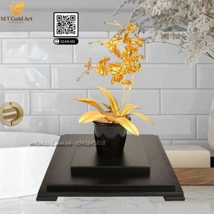 quà tết doanh nghiệp cao cấp ý nghĩa- chậu hoa lan dát vàng