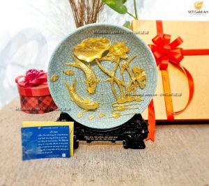 Đĩa cá chép hoa sen- Quà tặng tân gia ý nghĩa