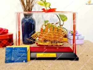 mô hình thuyền- Quà tặng chia tay sếp chuyển công tác ngân hàng quân đội chi nhánh tây đô
