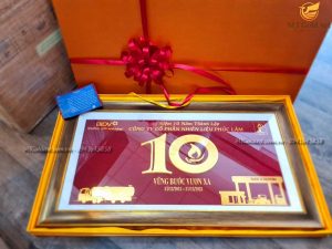 Tranh thiết kế theo yêu cầu- Quà tặng kỷ niệm 10 năm thành lập CTCP Nhiên Liệu Phúc Lâm