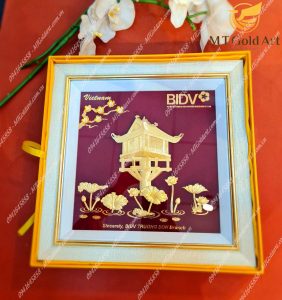Tranh chùa một cột- quà tặng đối tác nước ngoài