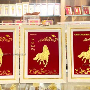 qua tang doi tac nuoc ngoai tranh ngua ma dao thanh cong1