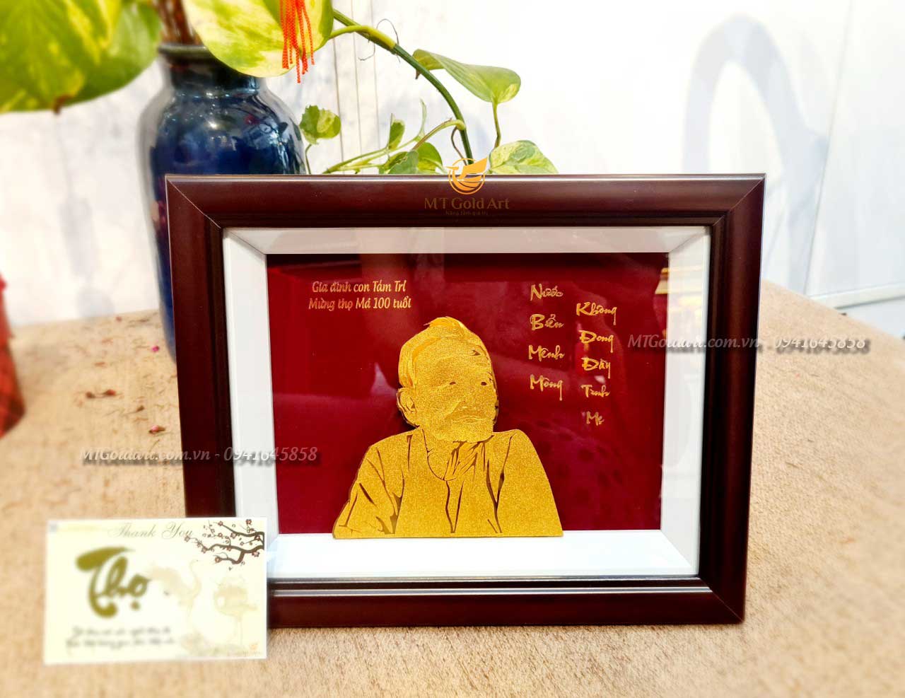 Bí Quyết Chọn Quà Mừng Thọ Ý Nghĩa : 11+ Đơn Hàng Vàng 24K Đã Được MT Gold Art Phục Vụ Tranh chân dung cụ bà- Quà tặng mừng thọ cụ 100 tuổi ý nghĩa