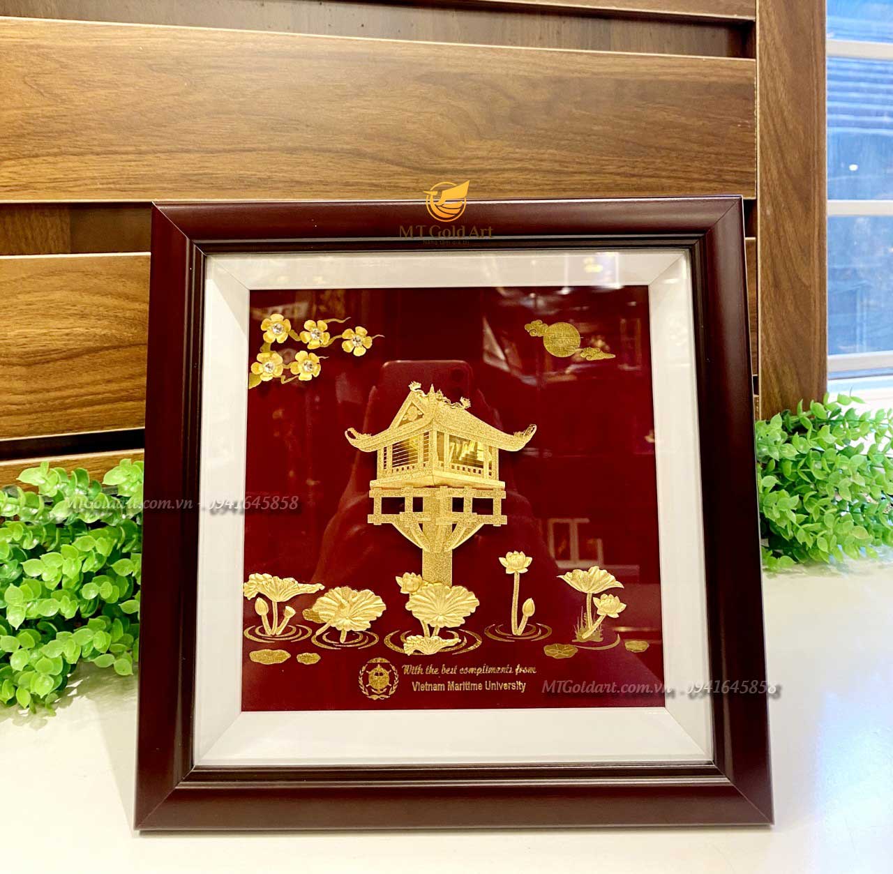Quà tặng đối ngoại: 31+ món quà ngoại giao trang trọng cho đối tác nước ngoài tranh chùa một cột- quà tặng đối tác nước ngoài ý nghĩa