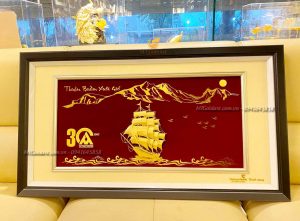 Tranh thuyền quà tặng kỷ niệm 30 năm thành lập công ty vietcombank