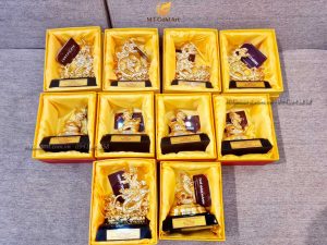 Tượng rồng- quà tết tặng nguyên thủ quốc gia thành ủy HCM