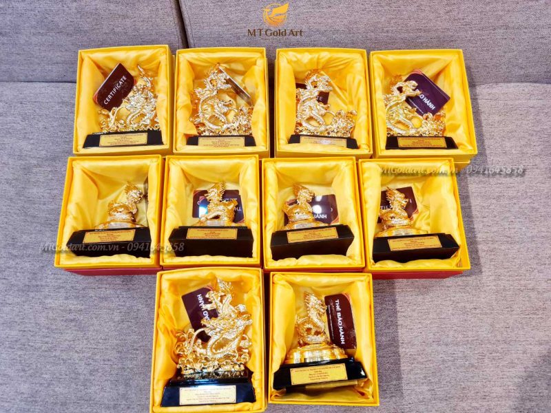 Tượng rồng- quà tết tặng nguyên thủ quốc gia thành ủy HCM