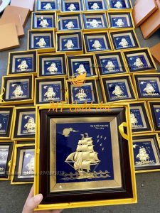 quà tặng tri ân khách hàng- tranh thuyền thuận buồm xuôi gió