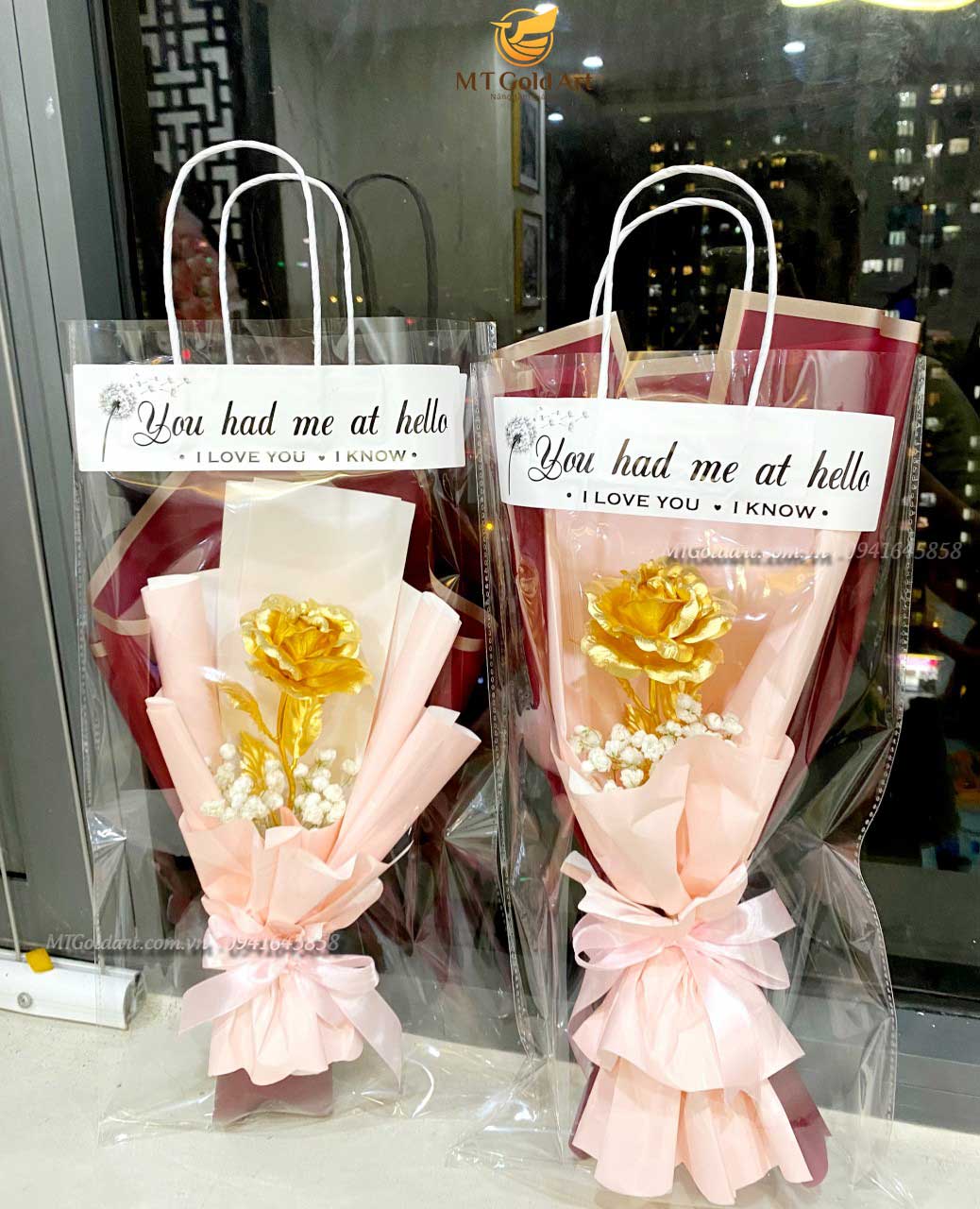 Quà Tặng Kỷ Niệm Ngày Cưới : 25+ Xu Hướng Quà tặng Cao Cấp, Ý Nghĩa qua tang ngay 8 3 hoa hong dat vang1