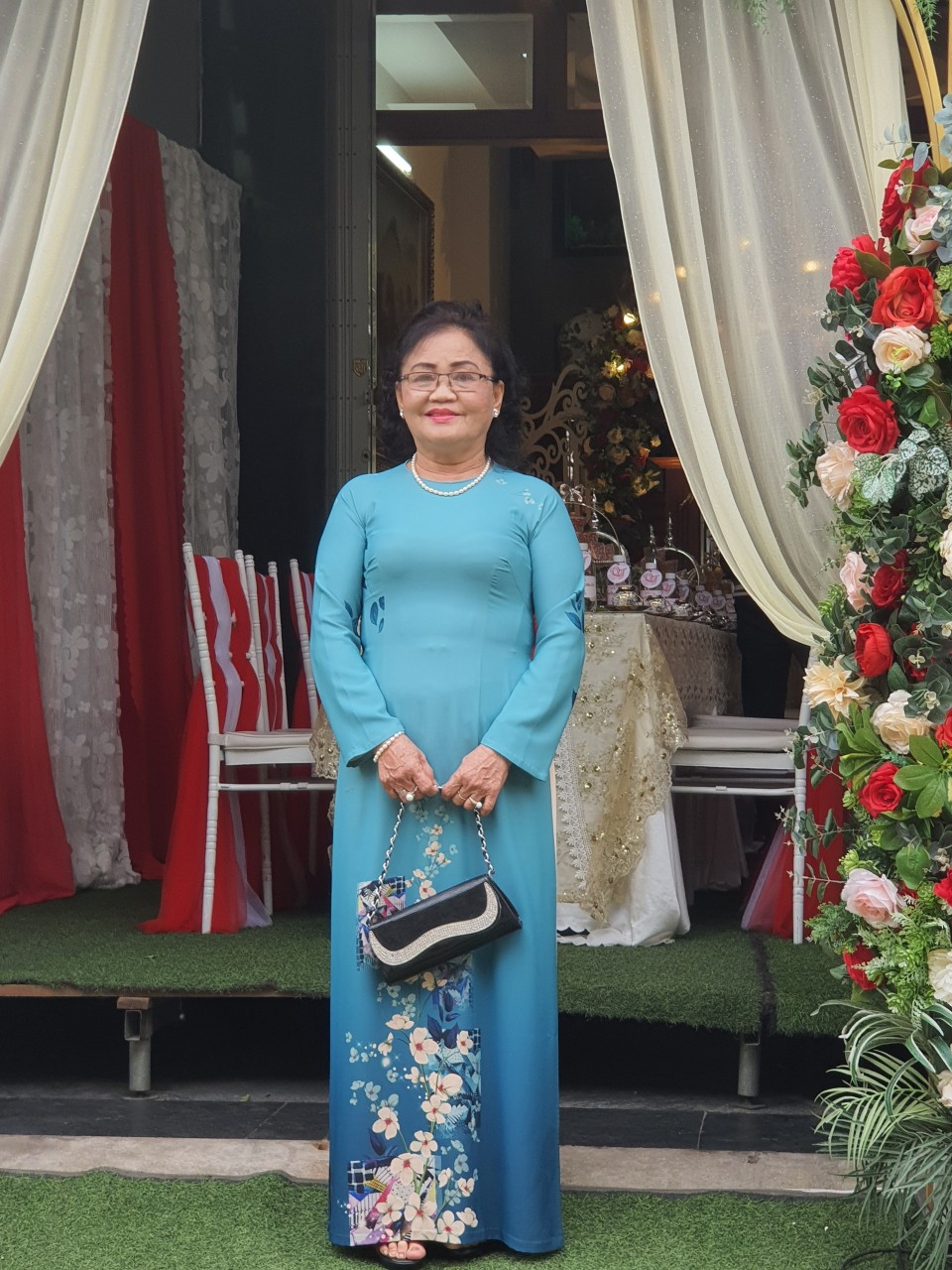 Bí Quyết Chọn Quà Mừng Thọ Ý Nghĩa : 11+ Đơn Hàng Vàng 24K Đã Được MT Gold Art Phục Vụ chan dung ma ngoc