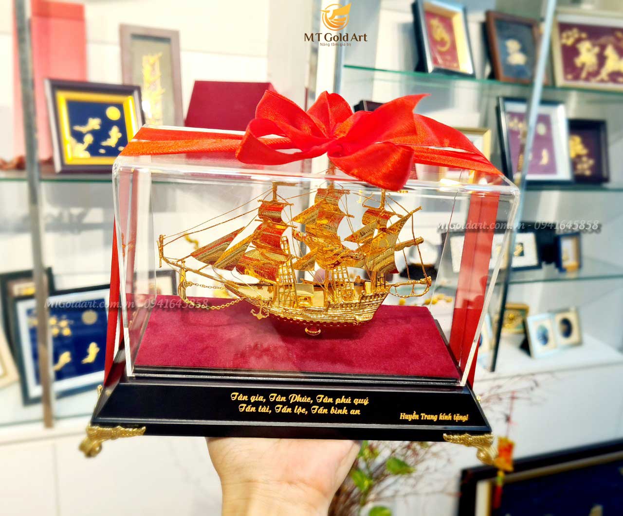 quà tặng tân gia nhà sếp- mô hình thuyền thuận buồm xuôi gióv quà tặng tân gia nhà sếp- mô hình thuyền thuận buồm xuôi gió