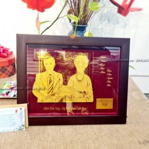 qua tang 50 nam ngay cuoi khach hang mbbank tranh chan dung cap doi