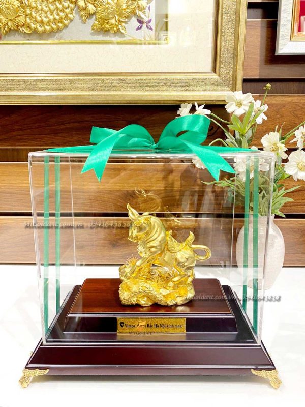Quà Tặng Khách Vietcombank- Tượng Trâu Dát Vàng quà tặng khách hàng vip vietcombank- tượng trâu dát vàng