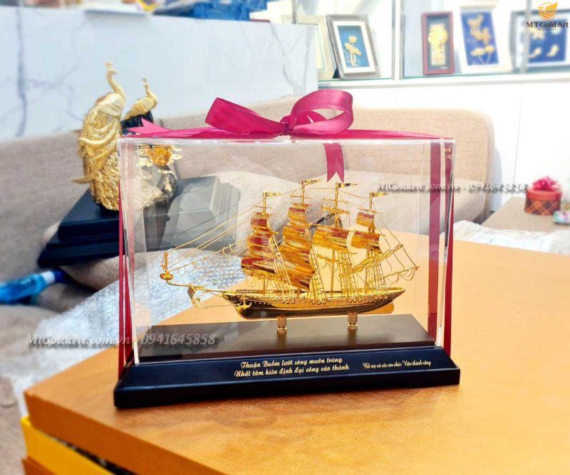 Quà Mừng Khai Trương- Mô Hình Thuyền Dát Vàng quà mừng khai trương- mô hình thuyền dát vàng
