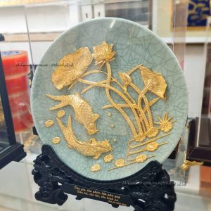 qua tang tan gia sui gia dia ca chep hoa sen dat vang2