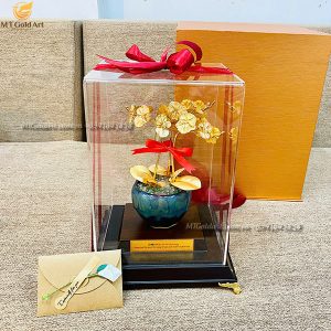 qua tang 10 nam thanh lap trung tam phe duyet tin dung mb chau hoa lan dat vang1