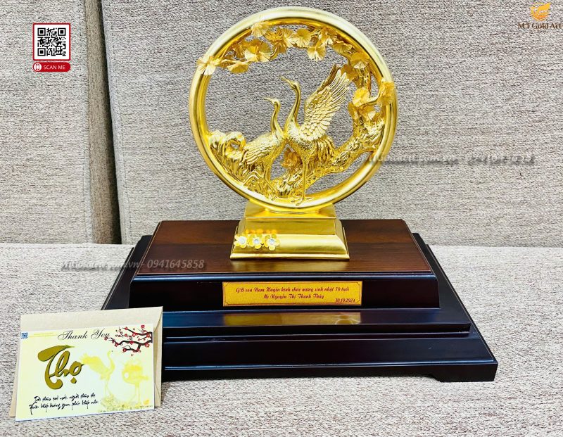 quà tặng mừng thọ 70 tuổi- mẹ nguyễn thị thanh thủy- tượng tùng hạc hiên diên