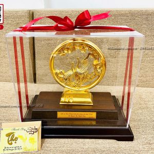 Tượng chim hạc dát vàng - Mẫu 3 (16x30x24cm) qua tang mung tho 70 tuoi me nguyen thi thanh thuy tuong tung hac hien dien dat vang