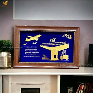 quà tết biếu sếp- TGĐ TCS Nguyễn Thuận Diễm- tranh thiết kế theo yêu cầu