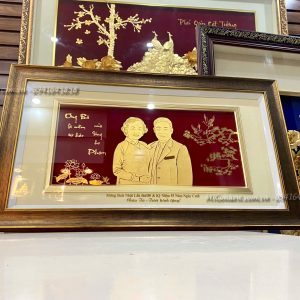 qua tang ky niem 55 nam ngay cuoi tranh chan dung cap doi thiet ke theo yeu cau